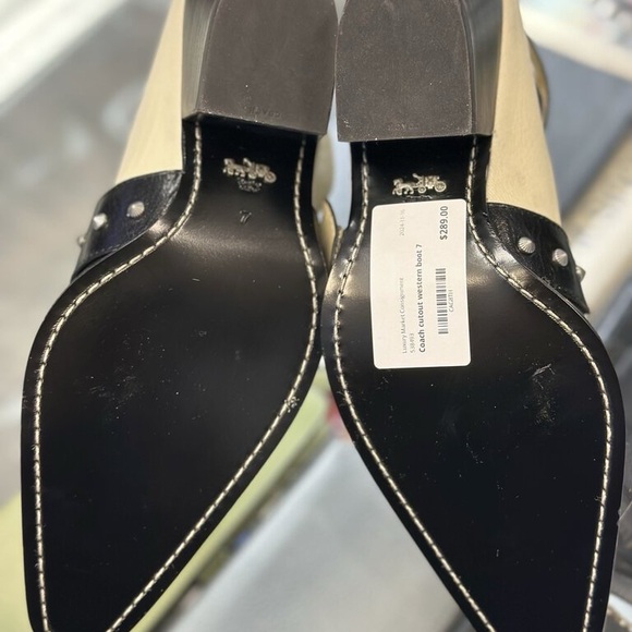Coach Cutout Western Boot Size 7 - Picture 6 of 6